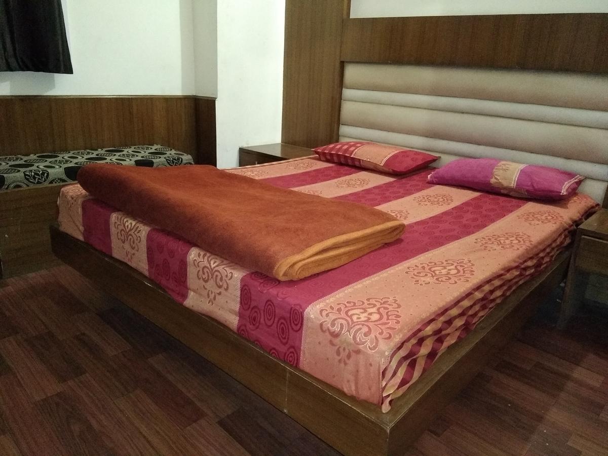 Silver Palace Hotel New Delhi Ngoại thất bức ảnh