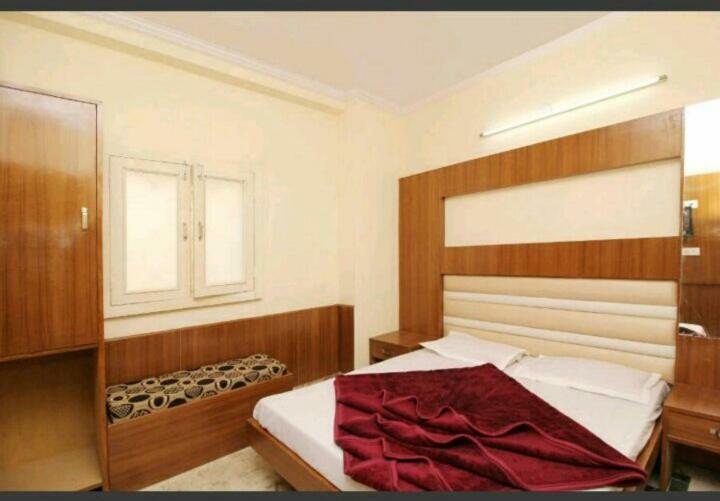 Silver Palace Hotel New Delhi Ngoại thất bức ảnh
